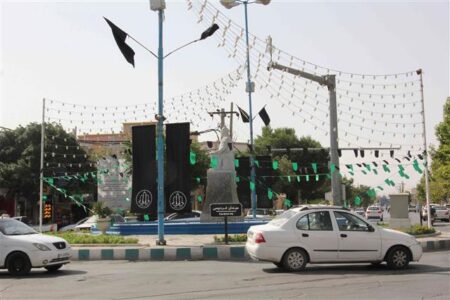 شهر، سیاه‌پوش حسین(ع) شد؛ جلوه‌های محرم در قامت فضاسازی شهری