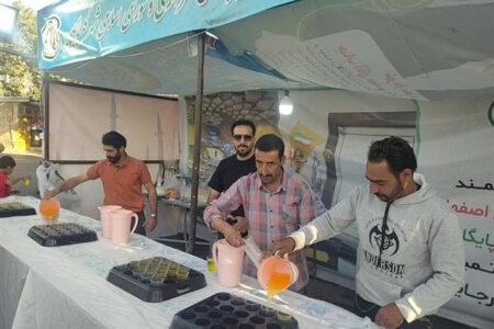 شهرداری گلپایگان؛ برترین دستگاه اجرایی استان، پیشگام ترویج فرهنگ دفاع مقدس با برپایی موكب‌های مردمی.
